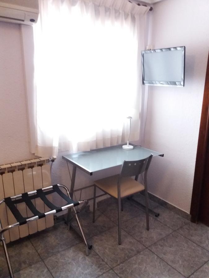Hostal La Pilarica Патерна Стая снимка