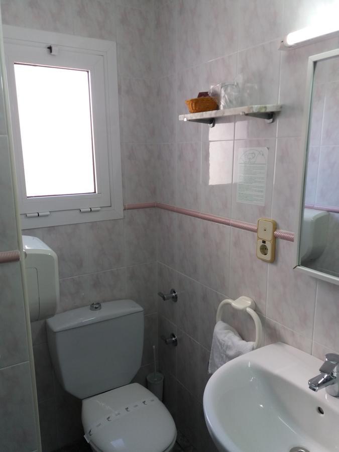 Hostal La Pilarica Патерна Стая снимка