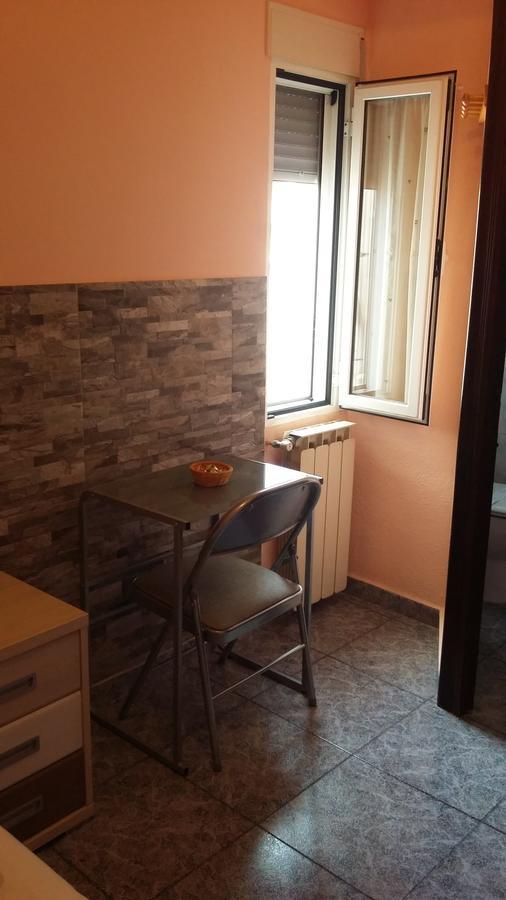 Hostal La Pilarica Патерна Екстериор снимка