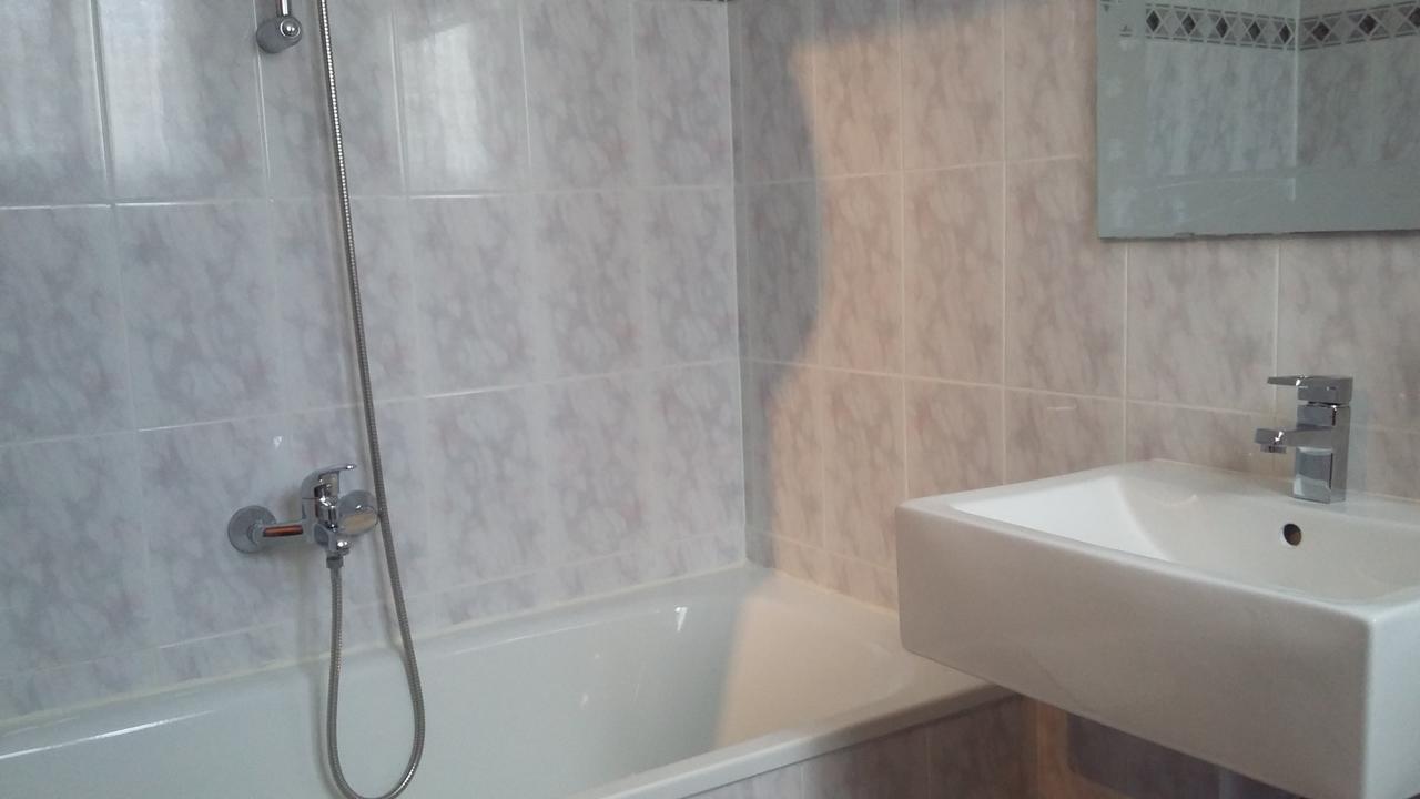 Hostal La Pilarica Патерна Екстериор снимка