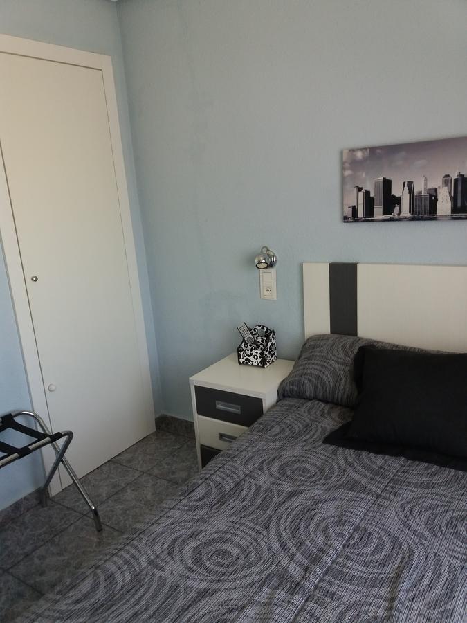 Hostal La Pilarica Патерна Екстериор снимка