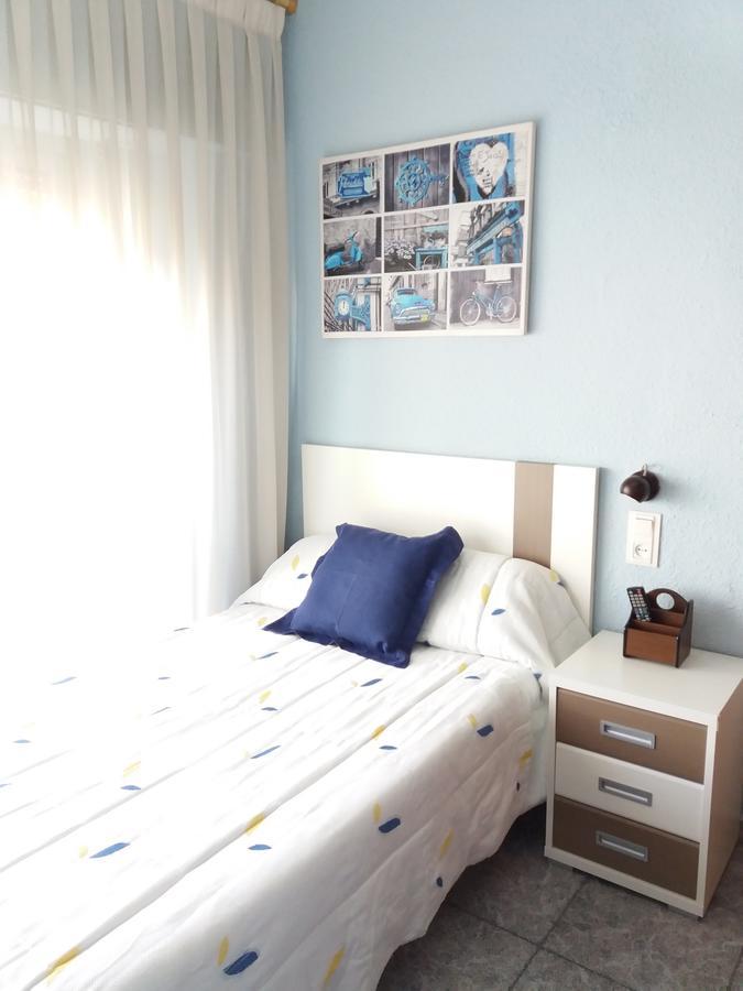 Hostal La Pilarica Патерна Екстериор снимка