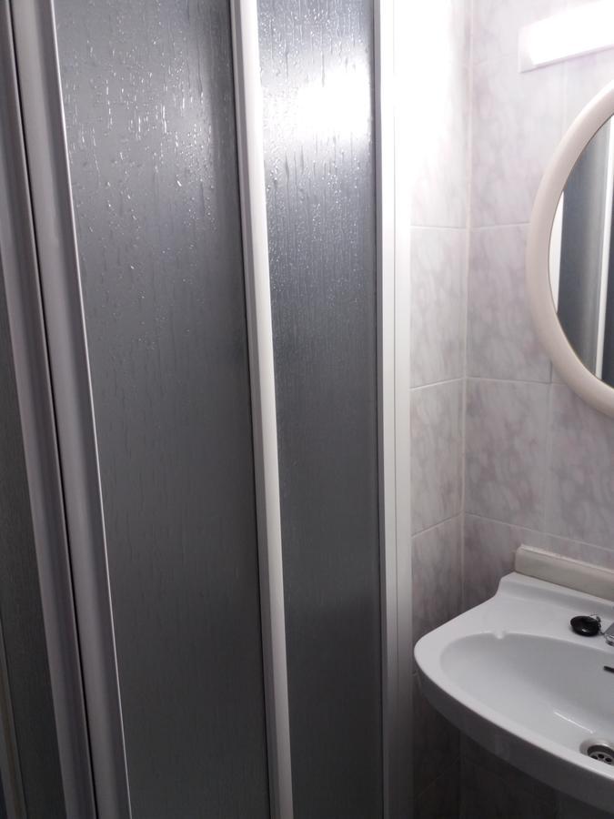 Hostal La Pilarica Патерна Екстериор снимка